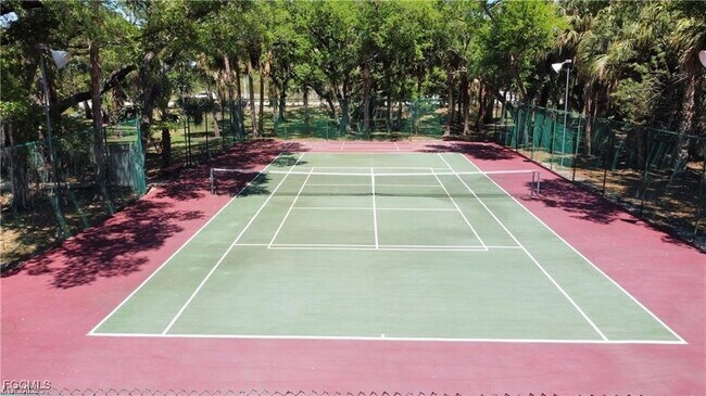 15126 Parkside Dr in Ft. Myers, FL - Building Photo - Building Photo