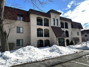 685 Oak St in Brockton, MA - Building Photo - Building Photo