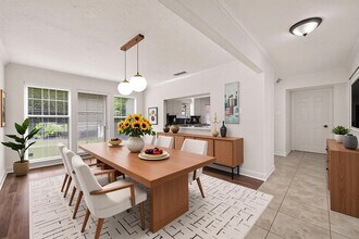 11414 Meadow Lake Dr in Houston, TX - Foto de edificio - Building Photo