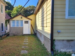 153 McGill Ave NW in Concord, NC - Building Photo - Building Photo