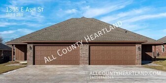 1305 E Ash St in El Reno, OK - Building Photo
