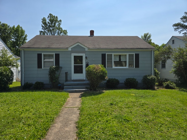 6411 Stuart Ave in Richmond, VA - Building Photo - Building Photo