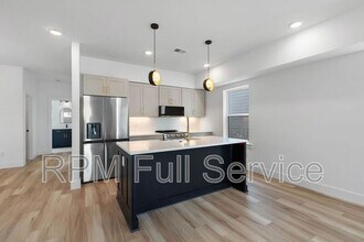 1241 N Avondale Cir in Nashville, TN - Building Photo - Building Photo