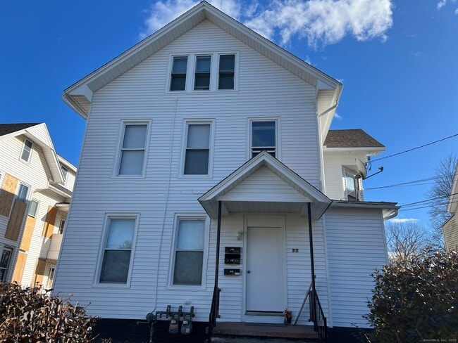 77 Windsor Ave in Meriden, CT - Building Photo - Building Photo