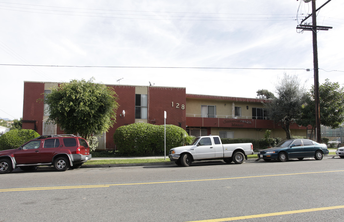 Commonwealth Manor in Los Angeles, CA - Building Photo