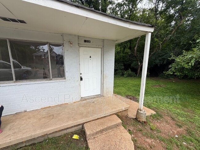 property at 1206 Sholar Ave