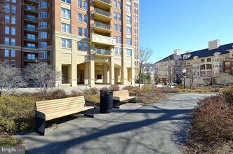 11776 Stratford House Pl-Unit -503 in Reston, VA - Building Photo - Building Photo