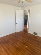 10305 Page Ave in St. Louis, MO - Building Photo - Building Photo
