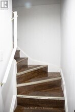 1204 McMullen Crescent in Milton, ON - Building Photo - Building Photo