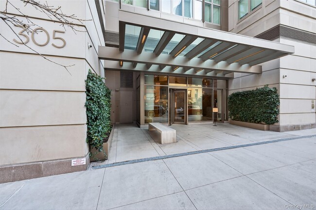 property at 305 E 51st St