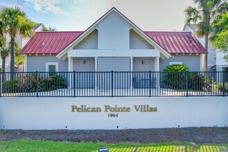 1984 Folly Rd in James Island, SC - Building Photo - Building Photo