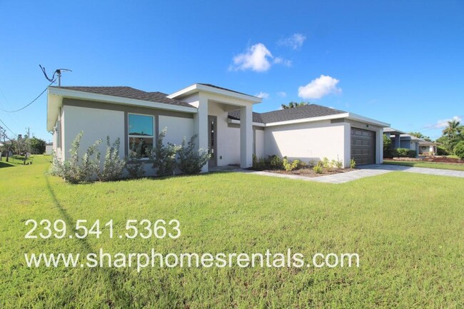 108 SW 34th Ln in Cape Coral, FL - Foto de edificio - Building Photo