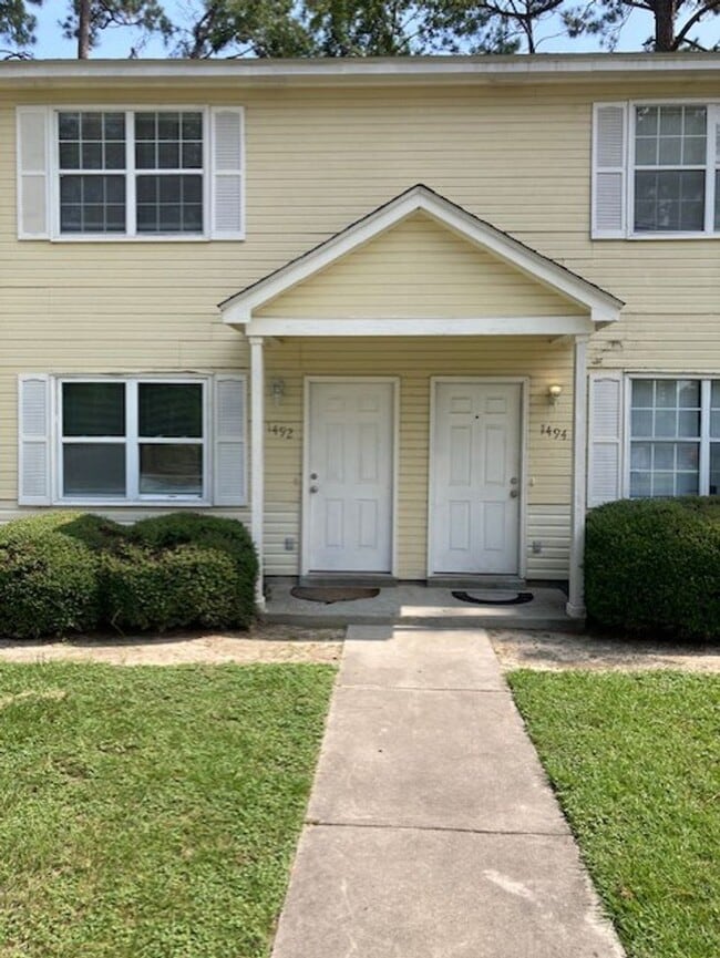 property at 1492 Ricardo St