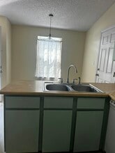 745 Madison Way in Bennett, CO - Foto de edificio - Building Photo
