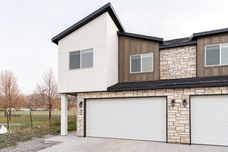48 410 W in Providence, UT - Building Photo - Building Photo