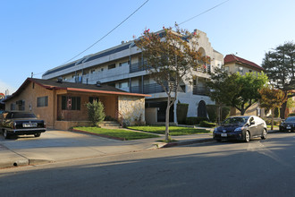 801 E Maple St in Glendale, CA - Building Photo - Building Photo