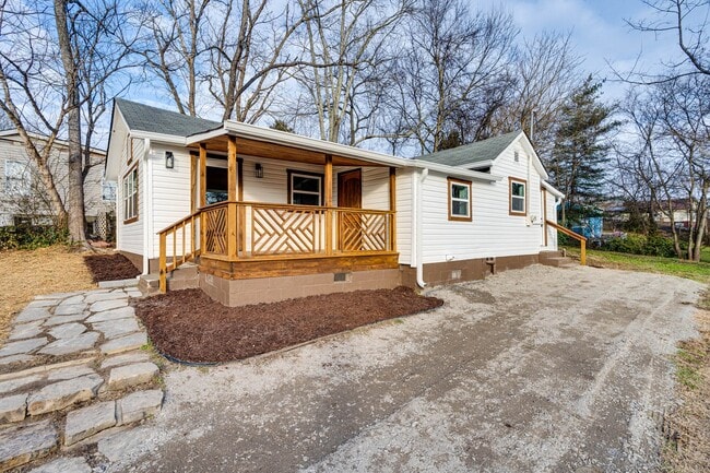 934 Hulana St in Rossville, GA - Building Photo - Building Photo