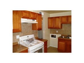 7704 Springwood Dr in El Paso, TX - Building Photo - Building Photo