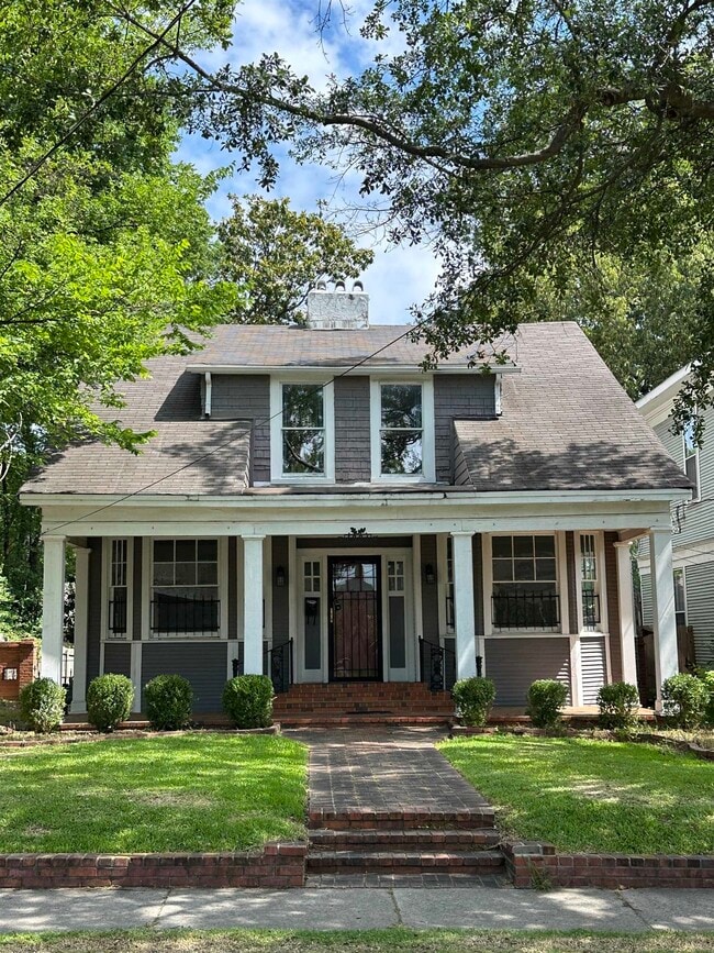 property at 1884 Vinton Ave