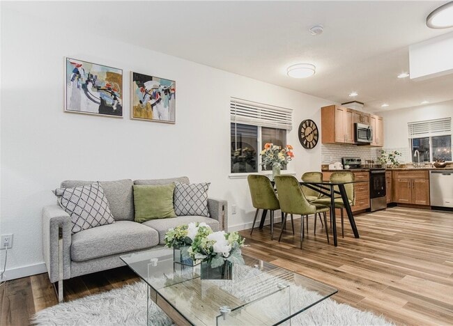 9250 15th Ave SW in Seattle, WA - Building Photo - Building Photo