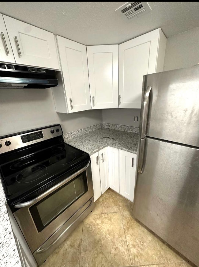 4149 S Semoran Blvd in Orlando, FL - Building Photo - Building Photo