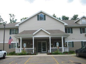100 Lincolnwood Dr Apartments
