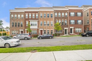 4725 Cherokee St in College Park, MD - Building Photo