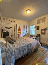 12 Pinkham Rd, Unit 1 in Medford, MA - Building Photo - Building Photo