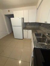 282 NW 98th St in Miami, FL - Building Photo - Building Photo