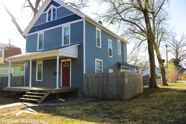 property at 923 Osage St