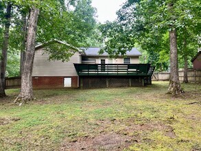 221 Land Or Dr in Ruther Glen, VA - Building Photo - Building Photo