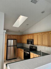 6641 NW 52nd St in Coral Springs, FL - Building Photo - Building Photo