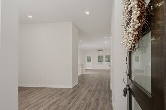 323 Intrepid Trl in Magnolia, TX - Building Photo - Building Photo