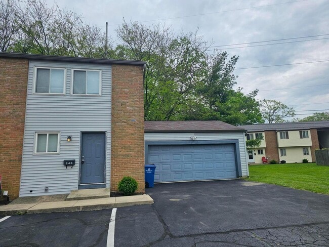 property at 946 S Spring Rd