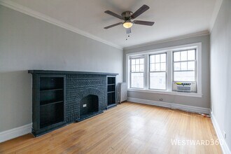 3537 N Troy St in Chicago, IL - Foto de edificio - Building Photo