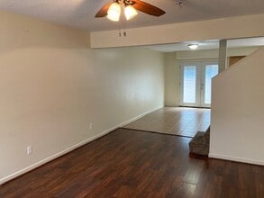 211 Saratoga Cir in Grand Island, NE - Building Photo - Building Photo