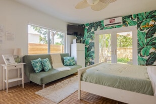 927 N 17th Ave, Unit SI ID1258745P in Hollywood, FL - Building Photo