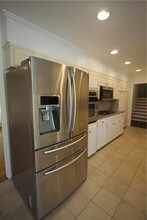 1735 Moonstone Ct in Decatur, GA - Building Photo - Building Photo