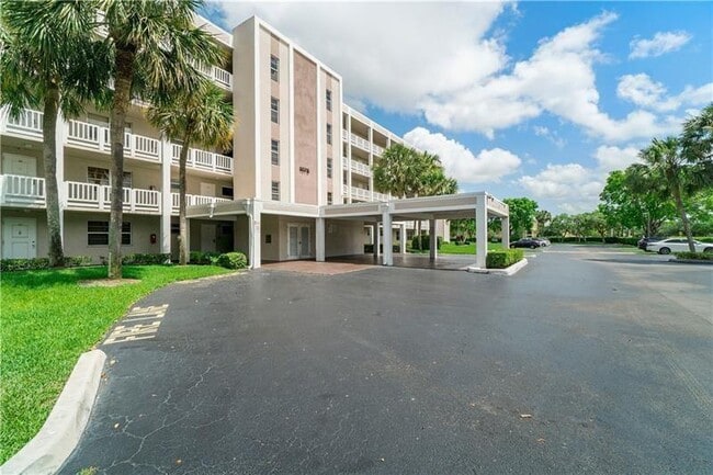 property at 1075 Riverside Dr