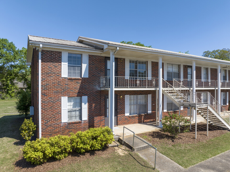 Fox Valley Apartments in Maylene, AL - Foto de edificio