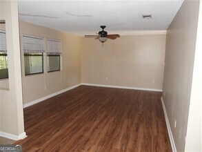 401 Oakridge Bend in Hinesville, GA - Building Photo - Building Photo