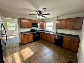 1719 Keith Dr NE in Cedar Rapids, IA - Building Photo - Building Photo