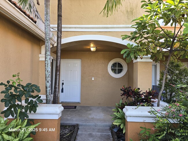 6132 Southard St in West Palm Beach, FL - Building Photo - Building Photo