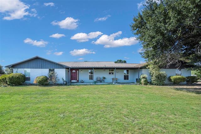 4203 Co Rd 2509 in Royse City, TX - Building Photo