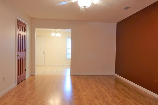 103 Middlehouse Way in Greer, SC - Building Photo - Building Photo