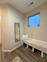 5909 NE 38th Ct in Vancouver, WA - Building Photo - Building Photo