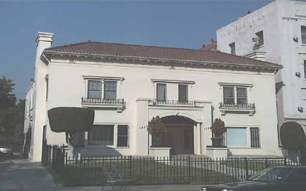 1221--1223 S Norton Ave in Los Angeles, CA - Foto de edificio - Building Photo