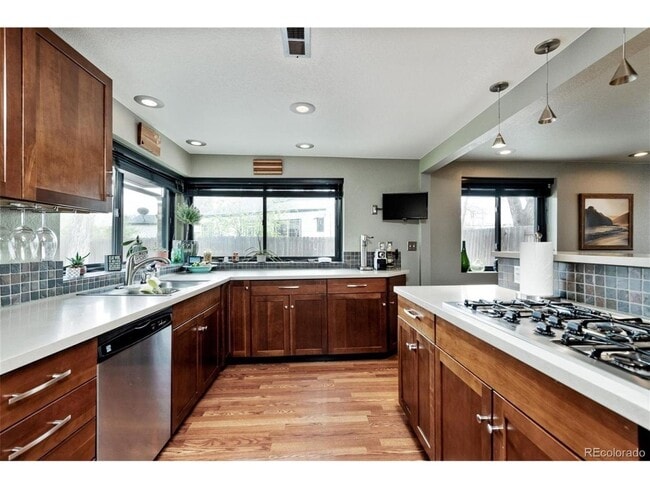 1330 Kipling St in Lakewood, CO - Building Photo - Building Photo