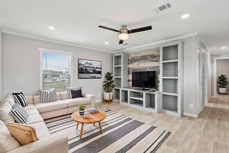 1030 Monarch Dr in Cleburne, TX - Building Photo - Building Photo