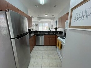 1202 S Beach Cir in Kissimmee, FL - Building Photo - Building Photo